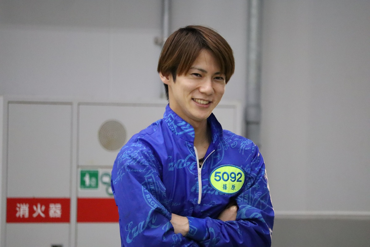 準優は逃げて１着をゲット